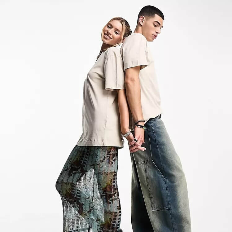

Футболка Collusion Unisex In Ecru, бежевый