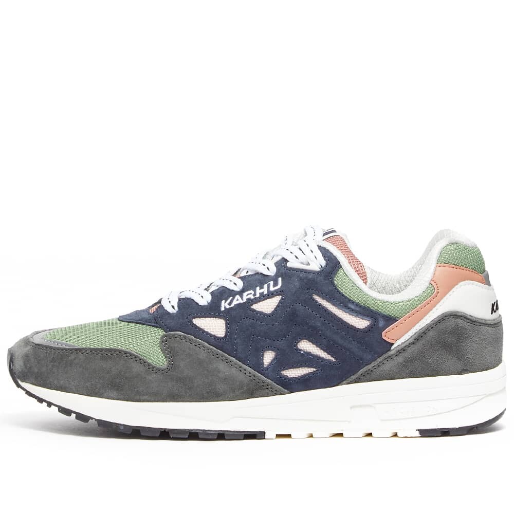 

Кроссовки Karhu Legacy