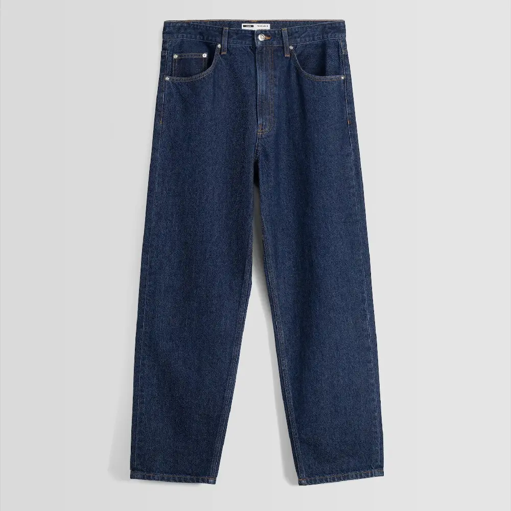 

Джинсы Bershka Straight Fit ’90s, темно-синий