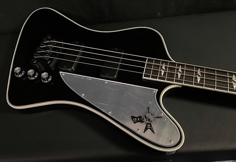 

НОВИНКА 2022 Gibson Gene Simmons G2 Thunderbird Bass - Ebony Mirror - KISS - Официальный дилер - В наличии - 9,3 фунта Gene Simmons Signature G2 Thunderbird