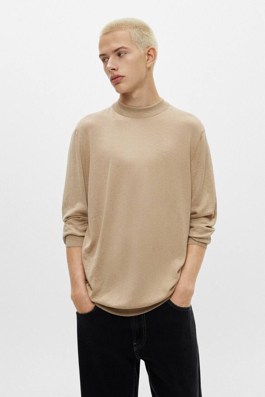 

Базовый красочный свитер с высоким воротом Pull&Bear