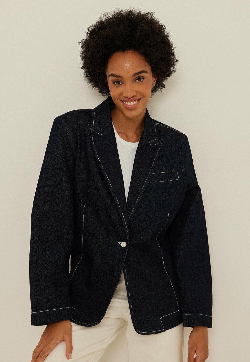 

Блейзер NA-KD