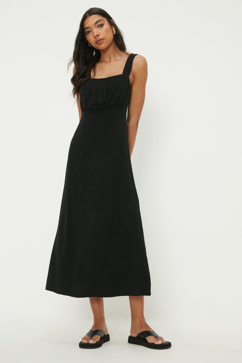

Платье миди со сборками и бретелями Dorothy Perkins, черный