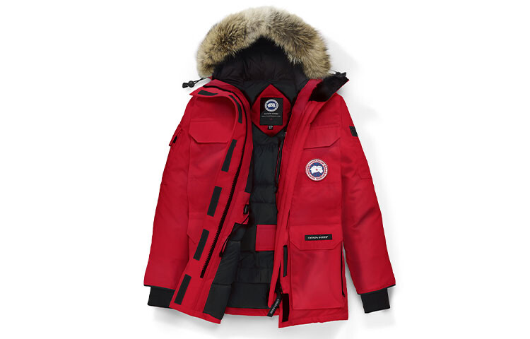 

Женский пуховик Canada Goose, красный