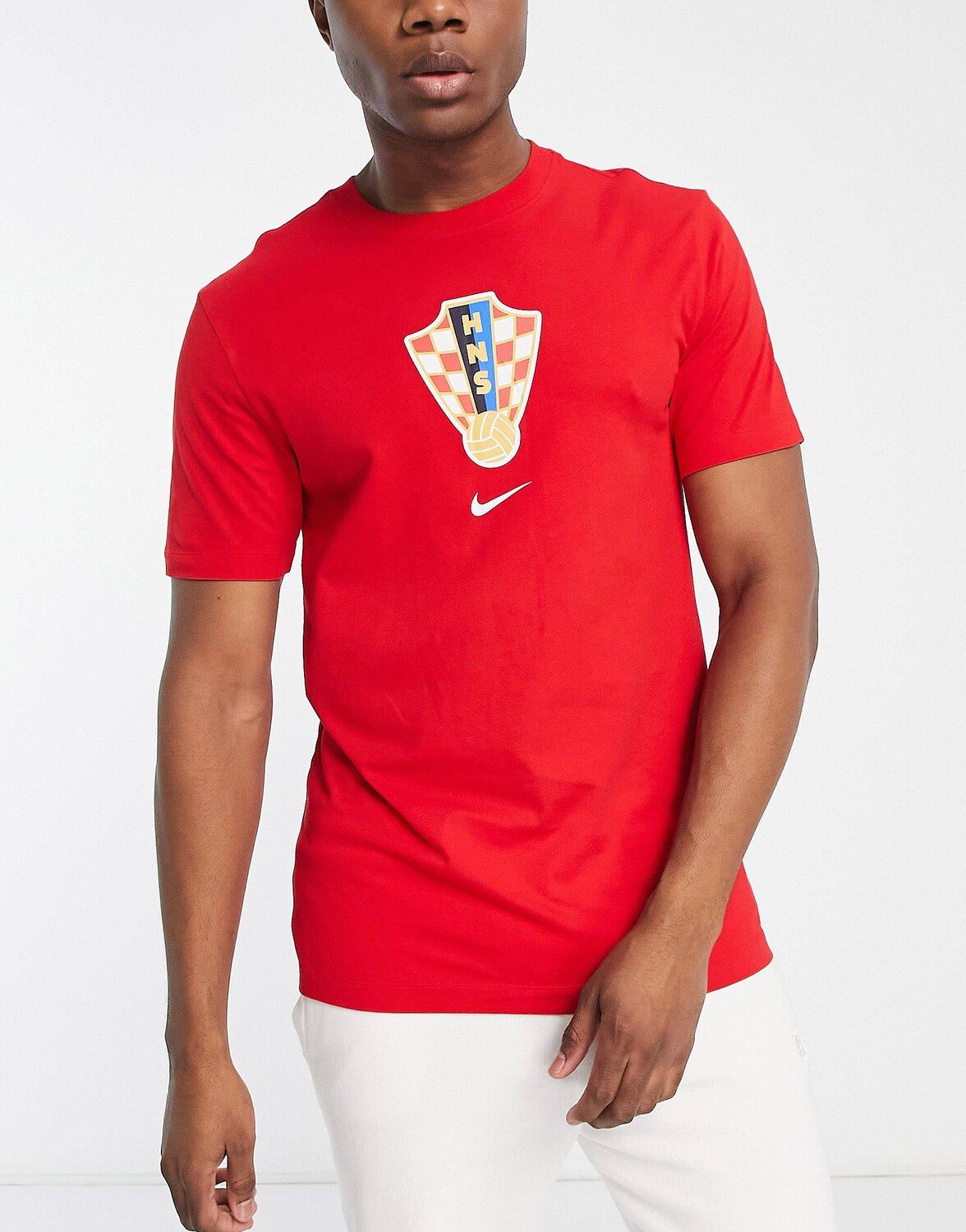 

Красная футболка унисекс с гербом Nike Football World Cup 2022 Croatia