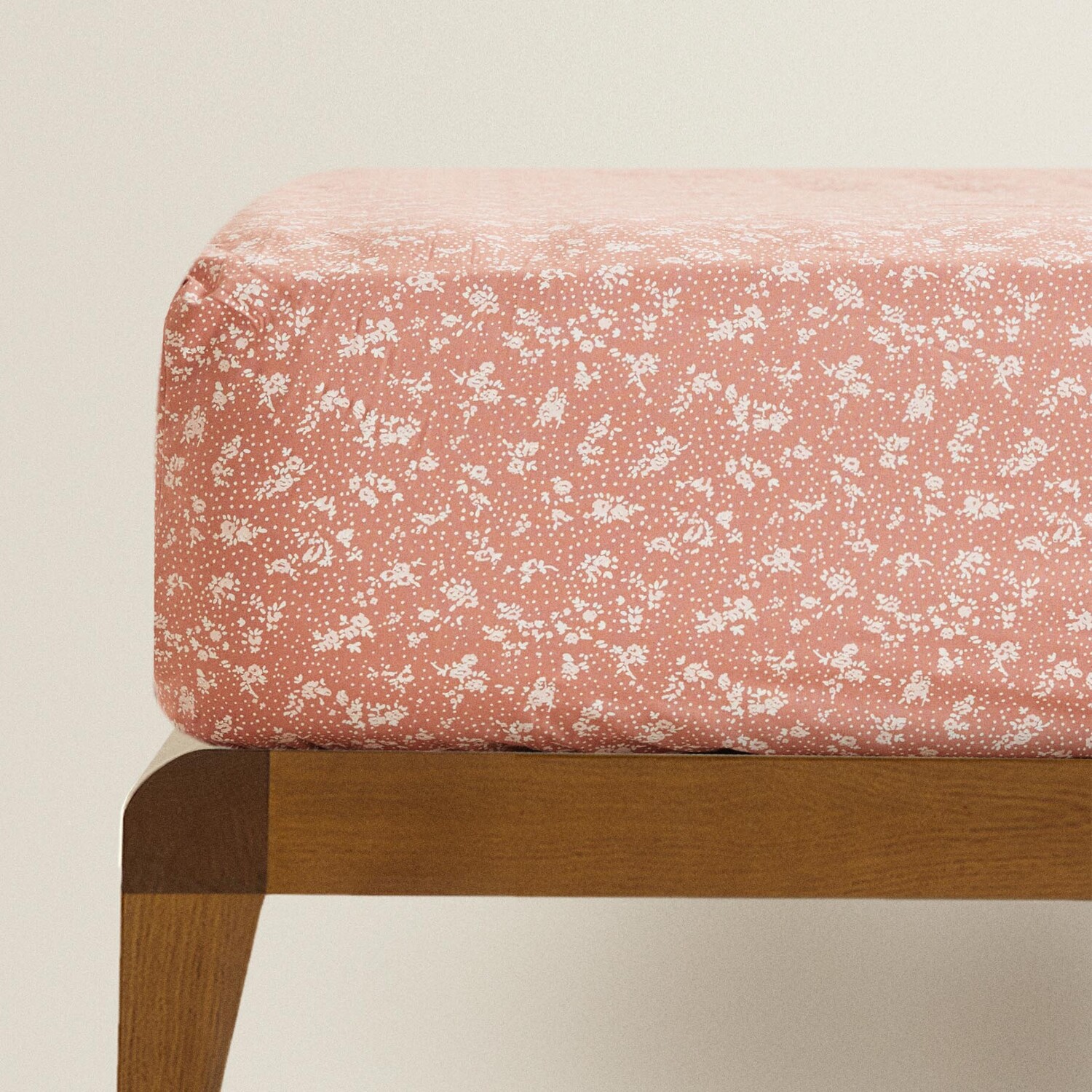 

Простыня на резинке Zara Home Floral Print Fitted, розовый