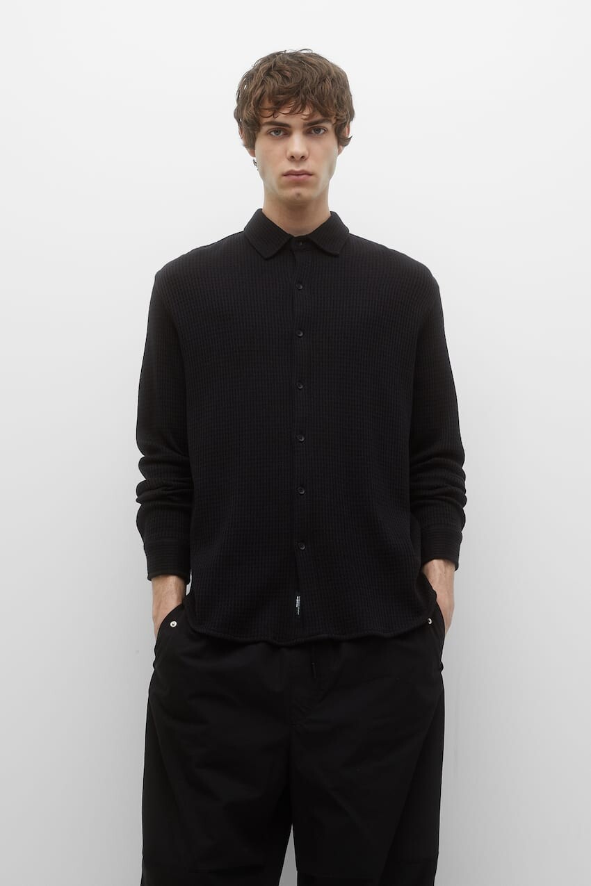 

Рубашка из вафельной ткани Pull&Bear, черный