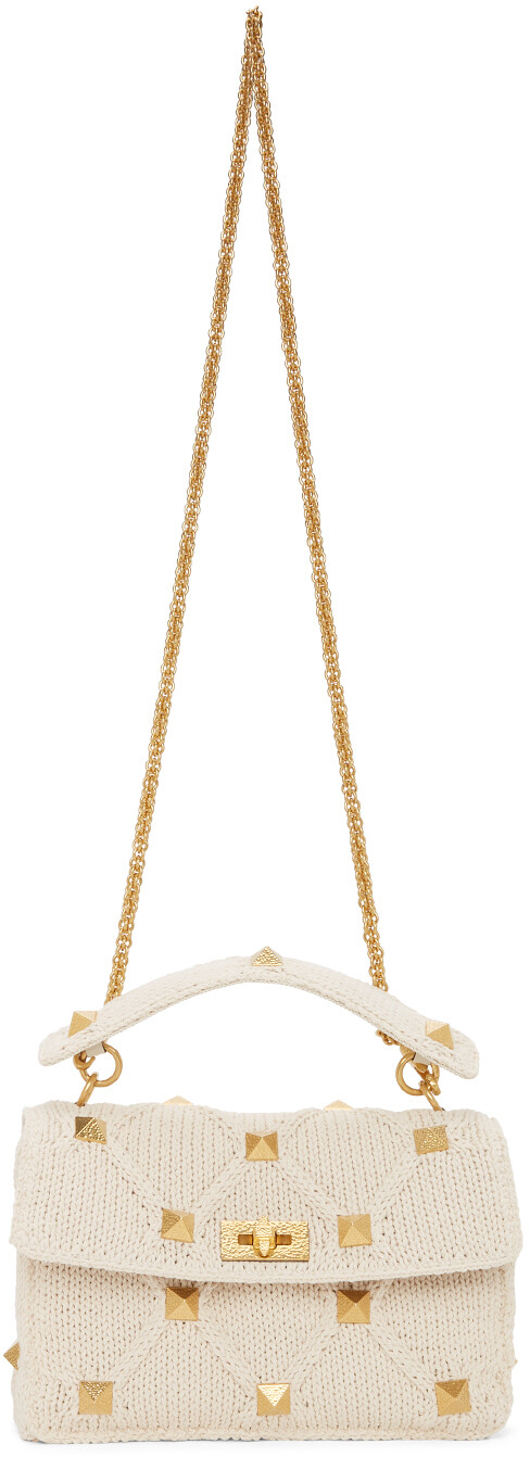 

Off-White Valentino Garavani Большая сумка на цепочке с римскими заклепками