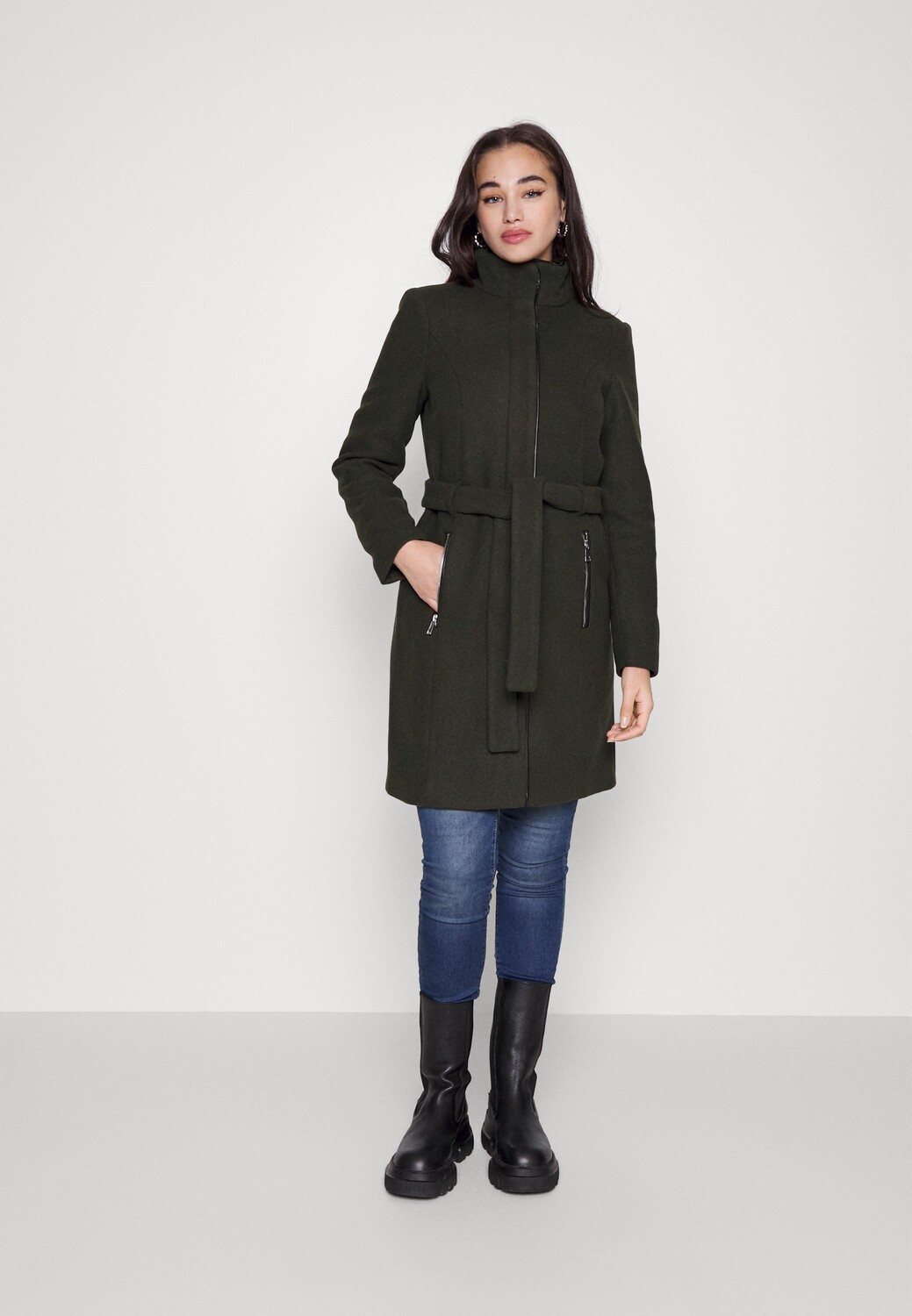 

Пальто короткое Vero Moda, темно-зеленый
