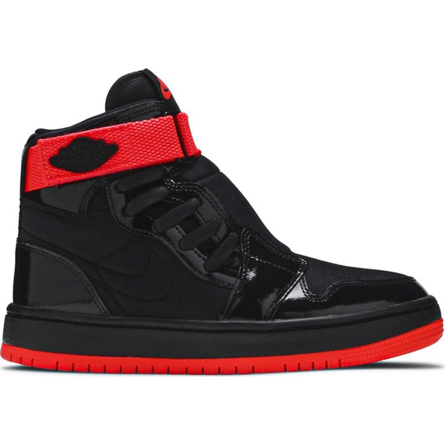 Кроссовки Nike Air Jordan Wmns 1 Nova XX 'Bred', черный/красный кроссовки nike air jordan wmns 1 nova xx bred черный красный