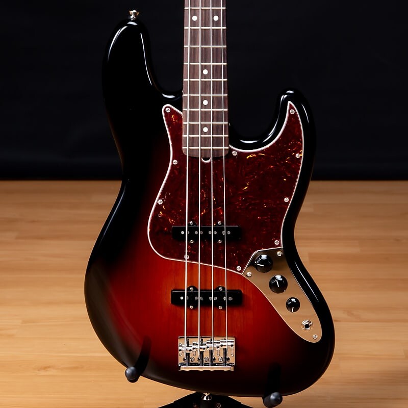 

Fender American Pro II Jazz Bass - Палисандр, 3 цвета Sunburst SN US22021961 Fender American Professional II Jazz Bass Rosewood 3-Color Sunburst