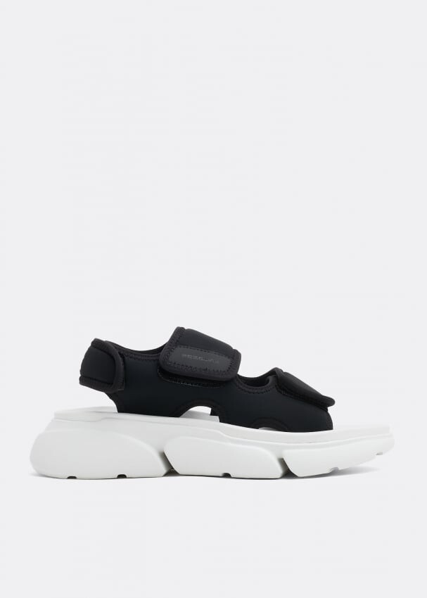 

Сандалии FESSURA Tank low sandals, черный