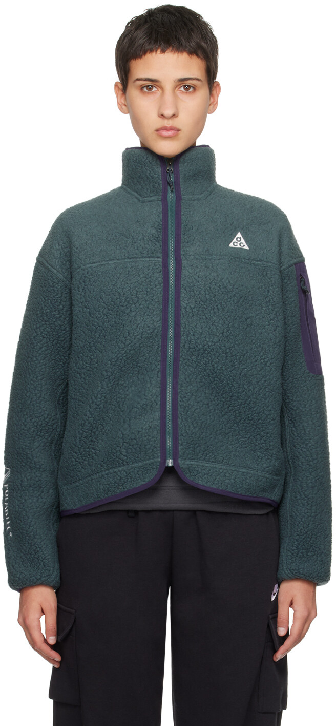 

Зеленая куртка Arctic Wolf Nike