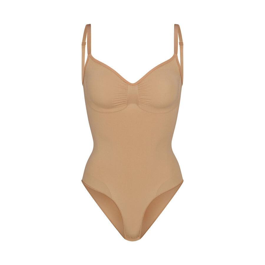 

Короткое боди SKIMS Seamless Sculpt, охра