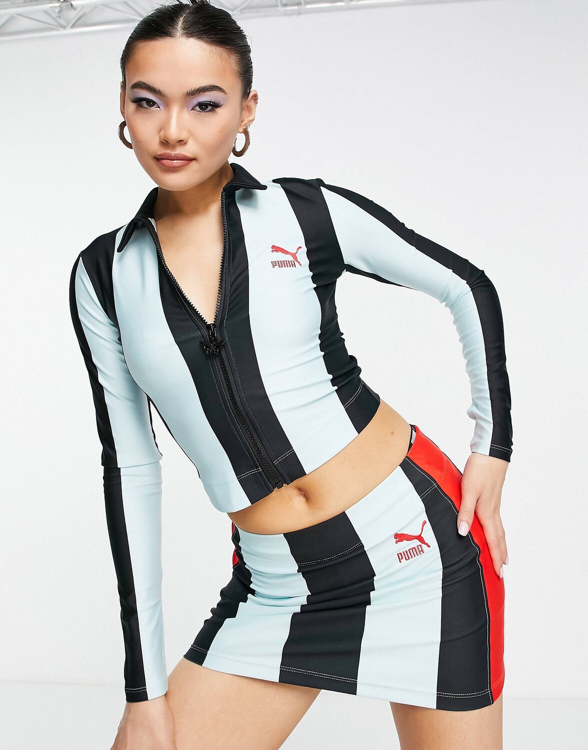 

Полосатая приталенная футболка с длинными рукавами PUMA x DUA LIPA