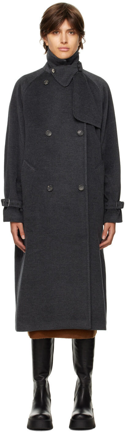 

Серое пальто Фалезия Max Mara