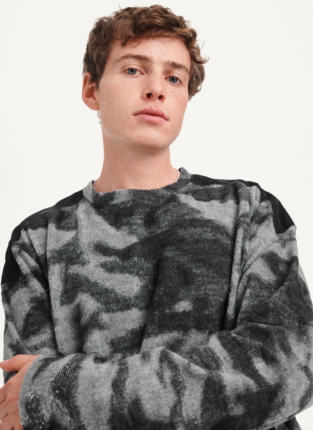 

Лонгслив с круглым вырезом DKNY, Серый