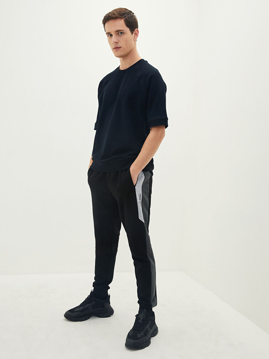 

Толстые мужские спортивные штаны Slim Fit с принтом LCW Casual