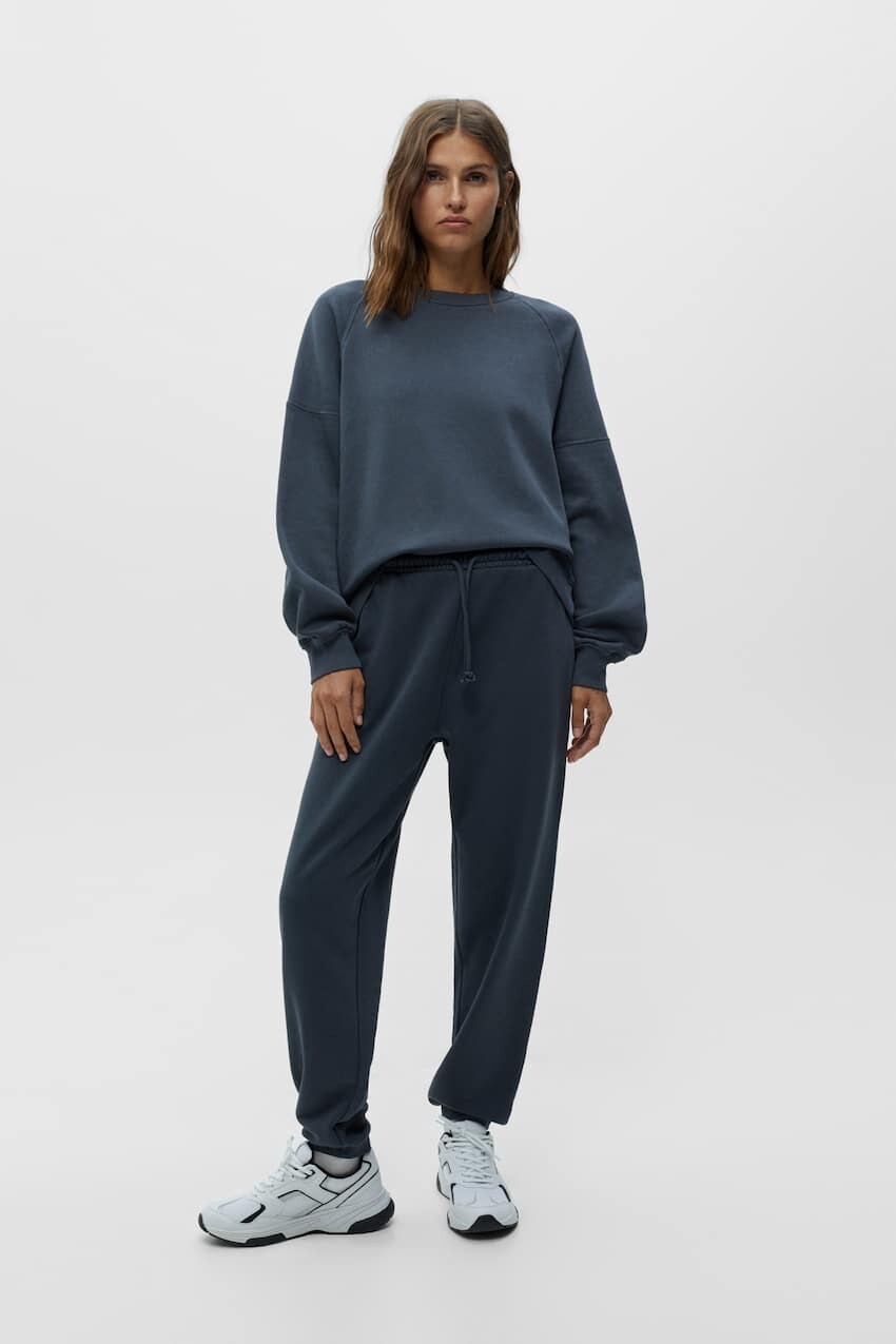 

Базовые выцветшие джоггеры Pull&Bear, военно-морской