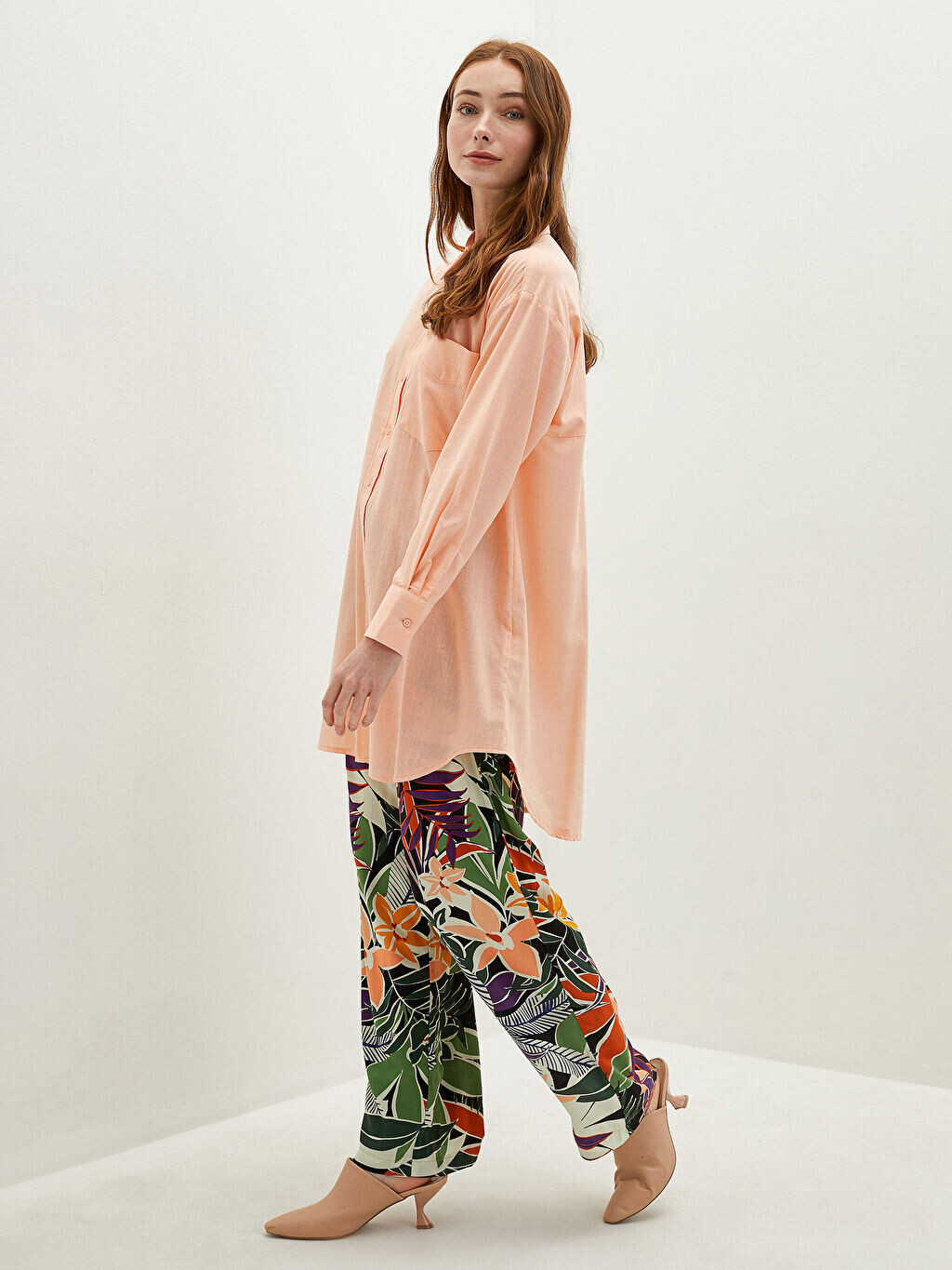

Широкие женские брюки из вискозы с эластичным поясом и узором LCW Modest
