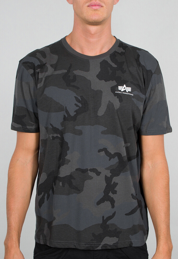 

Футболка Alpha Industries Basic Small Logo Camo, черно-камуфляжная