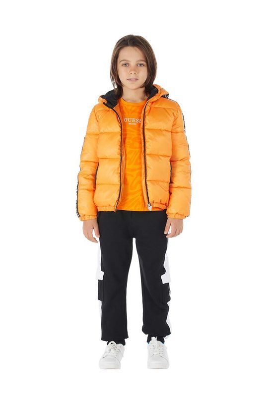 цена Куртка для мальчика Guess, оранжевый