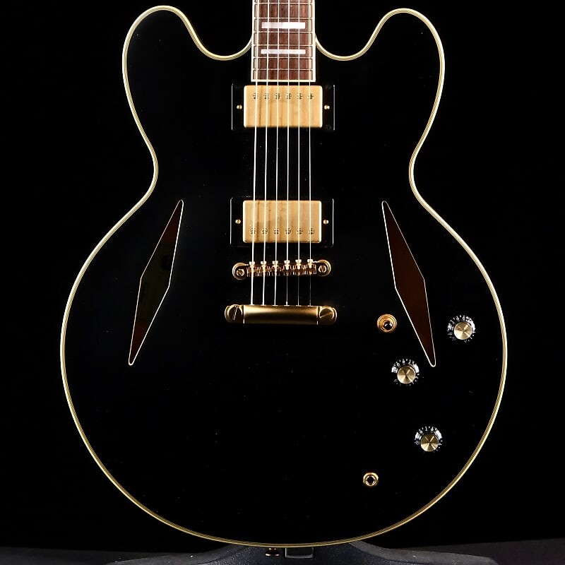

Полуакустическая электрогитара Epiphone Emily Wolfe Sheraton Stealth — Black Aged Gloss