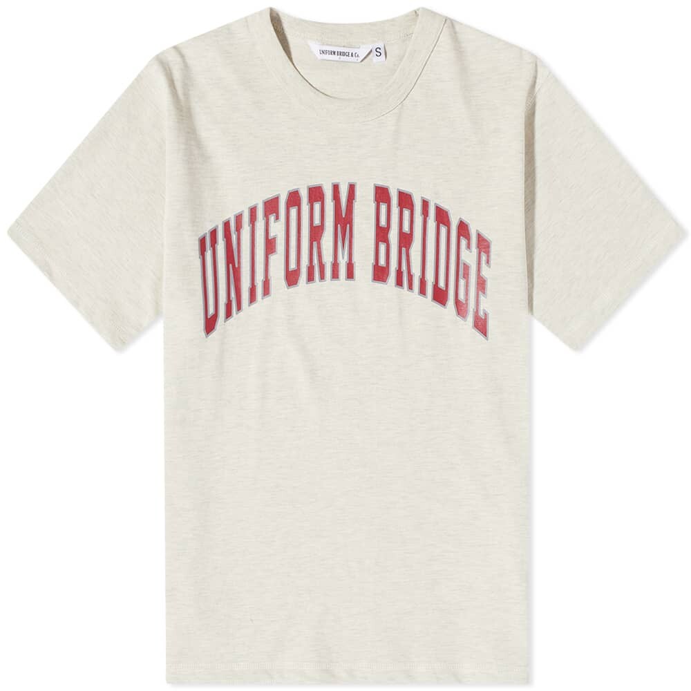 

Футболка Uniform Bridge Arch Logo Tee