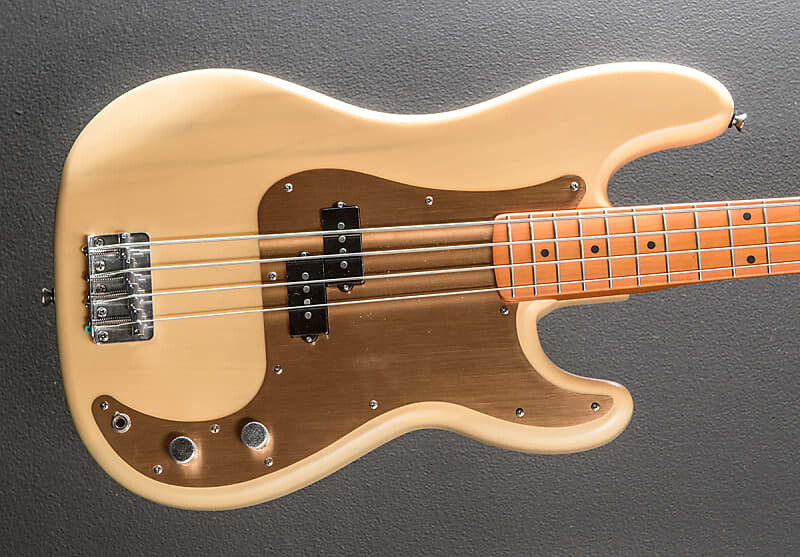 

40th Anniversary Precision Bass Vintage Edition - Satin Vintage Blonde Squier 40th Anniversary Precision Bass Edition - Satin