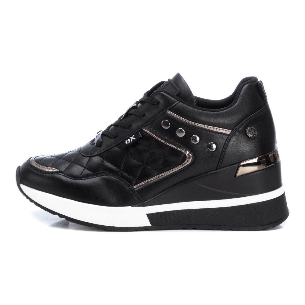 

Кроссовки Xti Zapatillas, черный