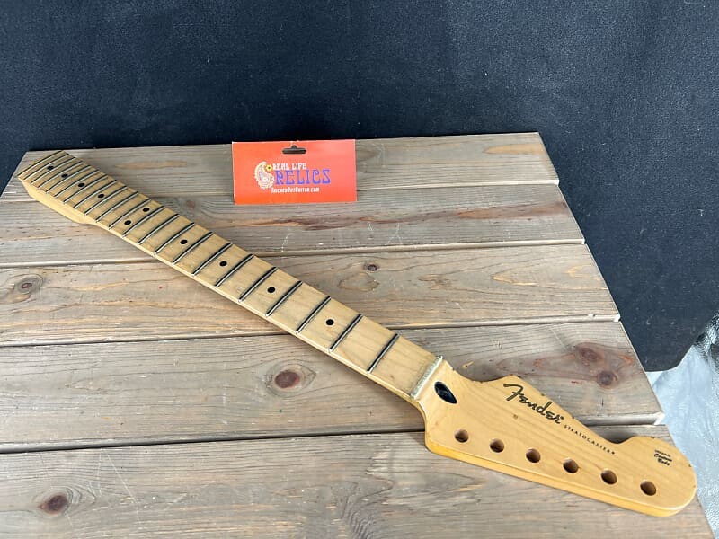 

Real Life Relics Aged Fender Player Series Stratocaster Гриф с обратной головкой грифа, 22 лада Medium Jumbo, клен, 9,5", Modern "C" 0994562921