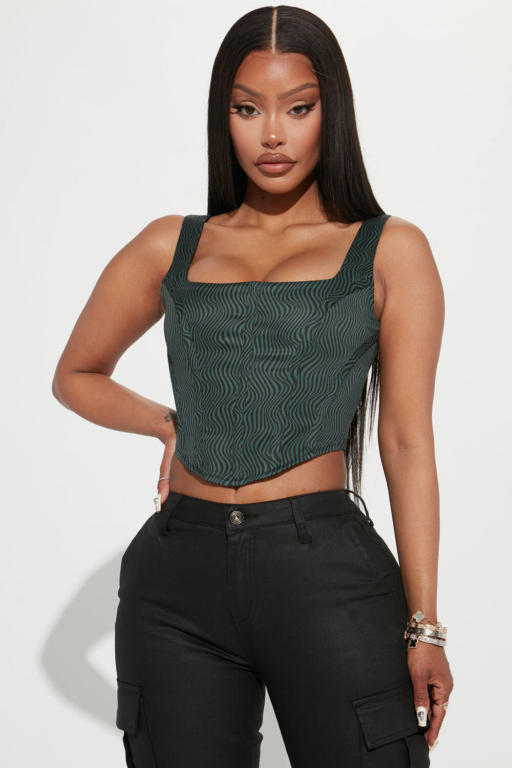 

Топ Fashion Nova PRN106, зеленый