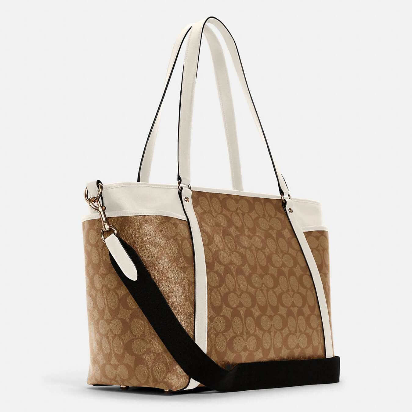 Why the Coach Outlet Store Diaper Bag is a Must-Have for New Parents