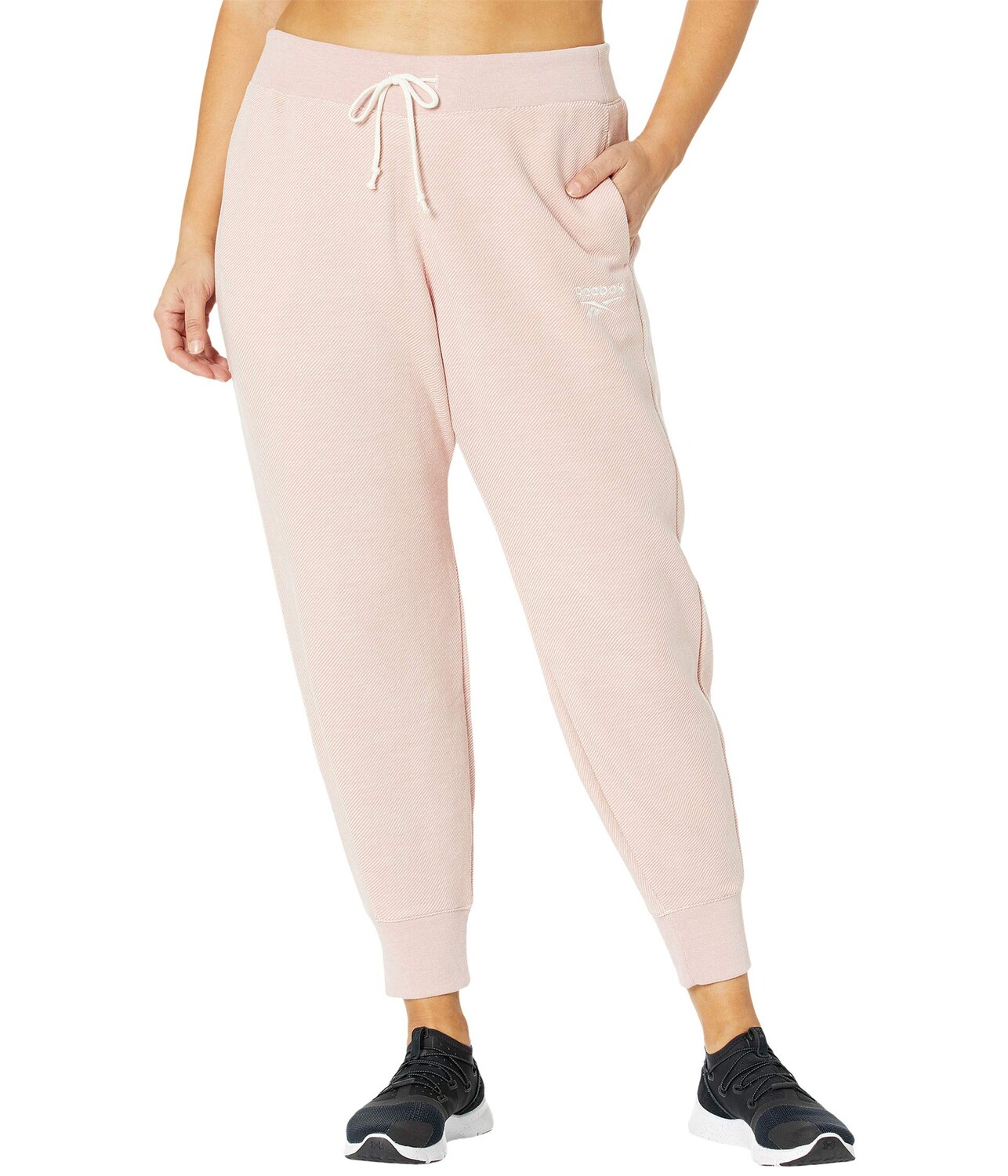 

Брюки Reebok, Plus Size Training Essentials Textured Logo Pants
