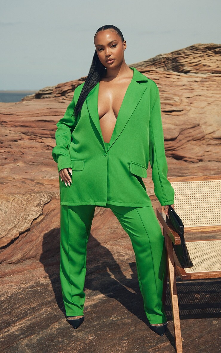 

PrettyLittleThing Плюс ярко-зеленые узкие костюмные брюки, Зеленый