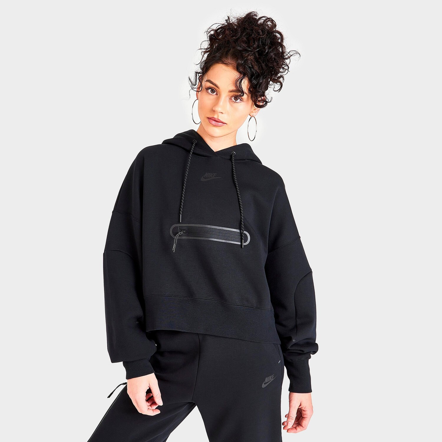 

Женская укороченная толстовка с капюшоном Nike Sportswear Tech Fleece Oversize, черный