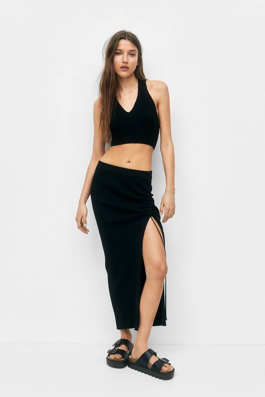 

Юбка миди из трикотажа черного цвета Pull&Bear, черный