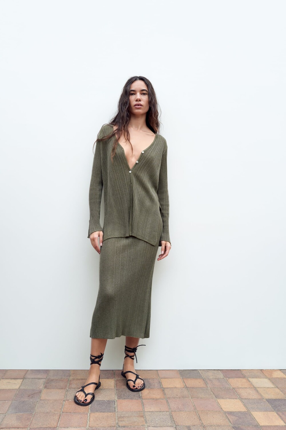 

Юбка миди из трикотажа ZARA, хаки