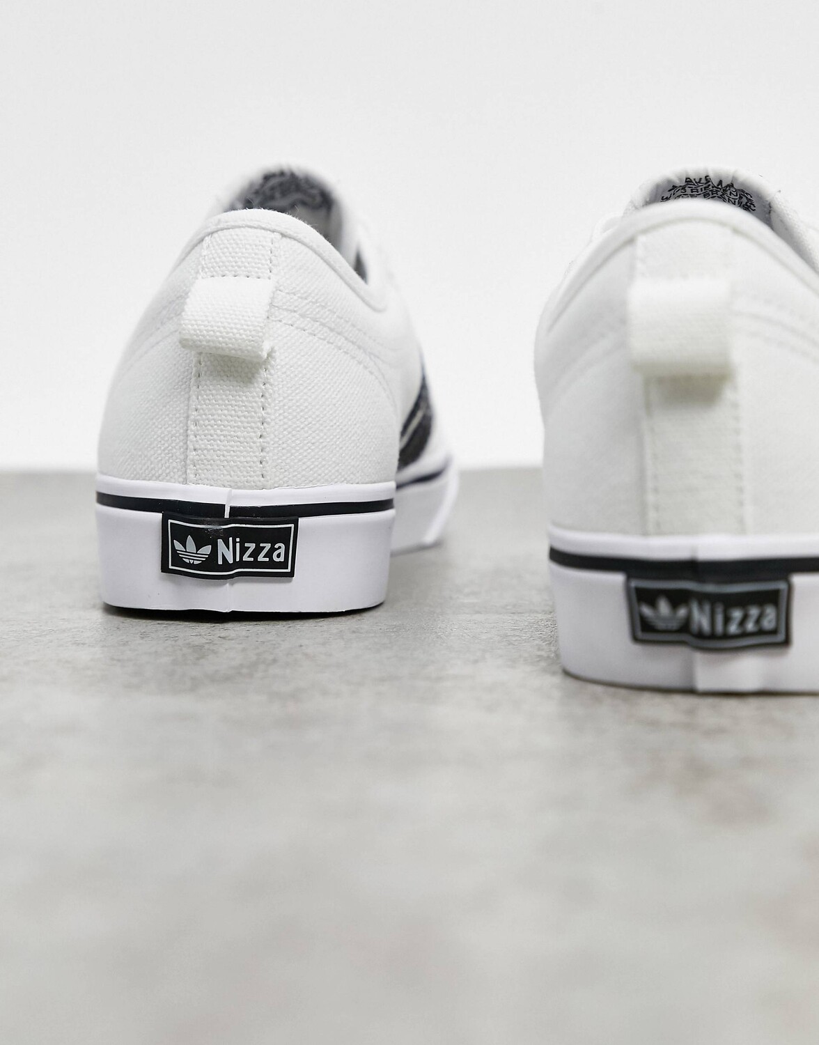 Белые кроссовки adidas Originals Nizza с черными деталями – заказать из ...