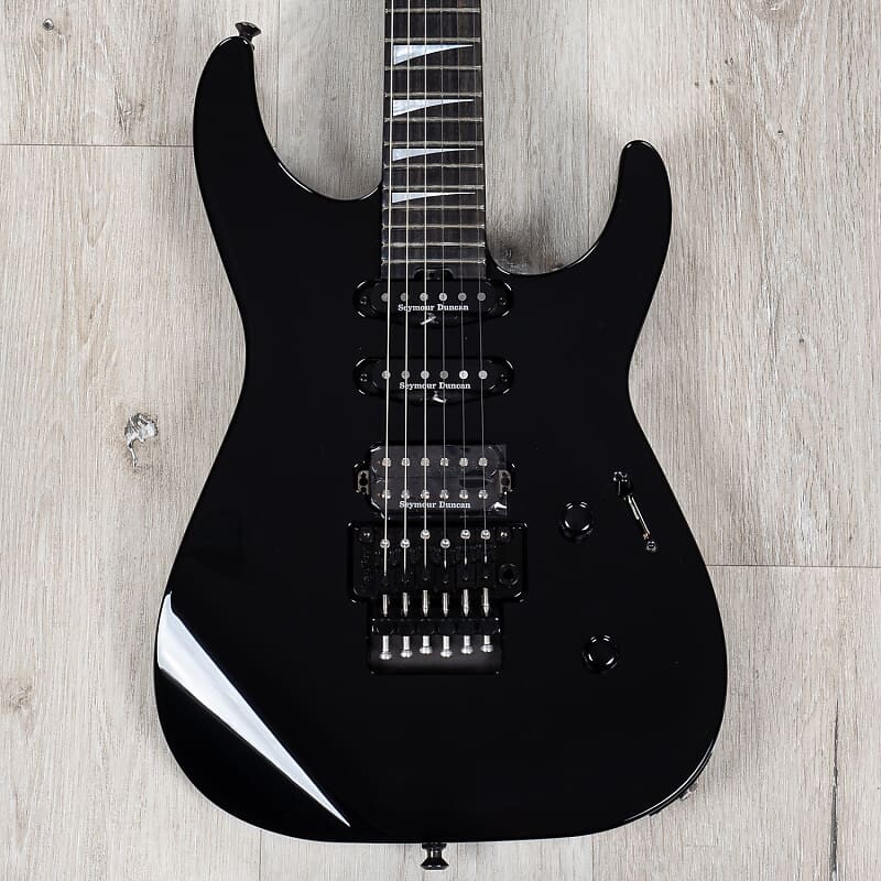 

Гитара Jackson American Series Soloist SL3, гриф из черного дерева, черный глянец 2802601803