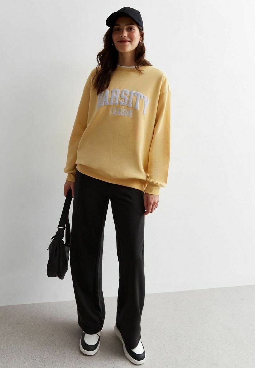 

Толстовка VARSITY LOGO New Look, цвет pale yellow