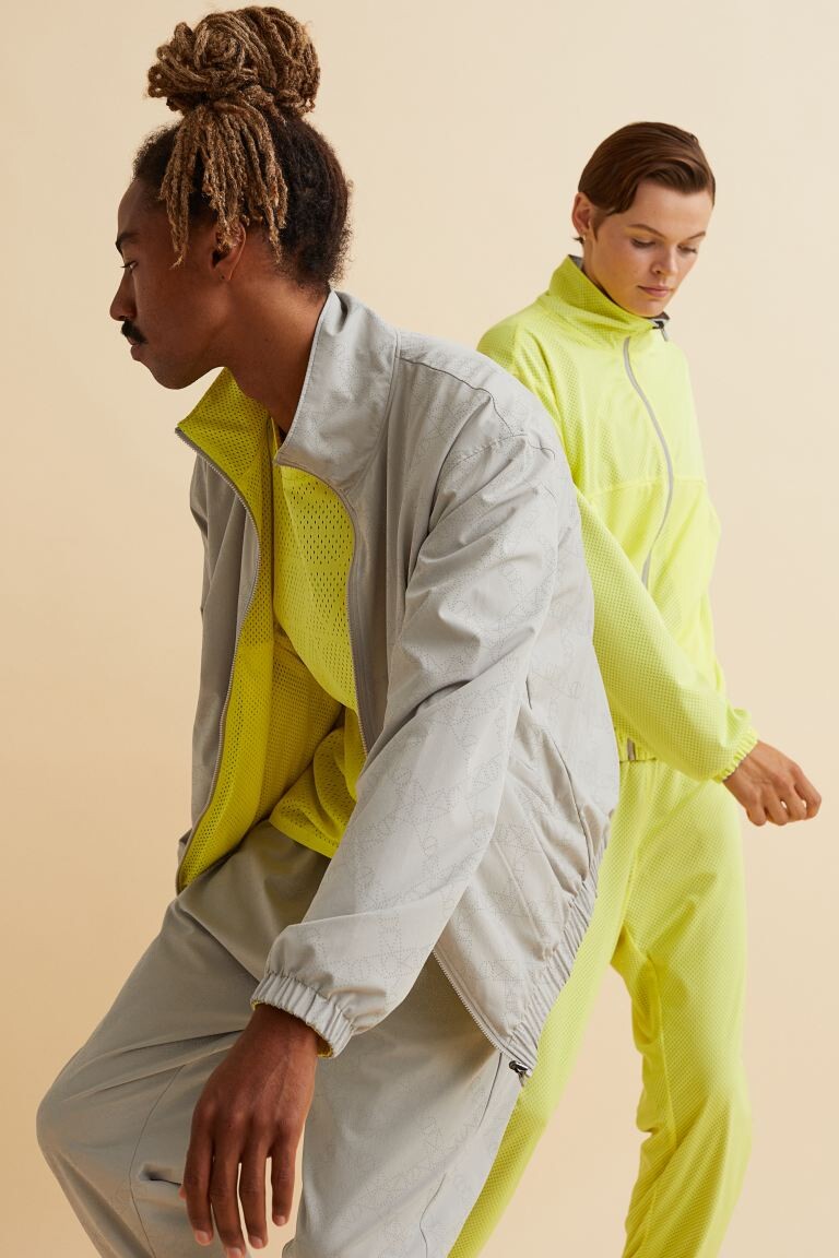 

Двусторонняя спортивная куртка H&M, светло-серый