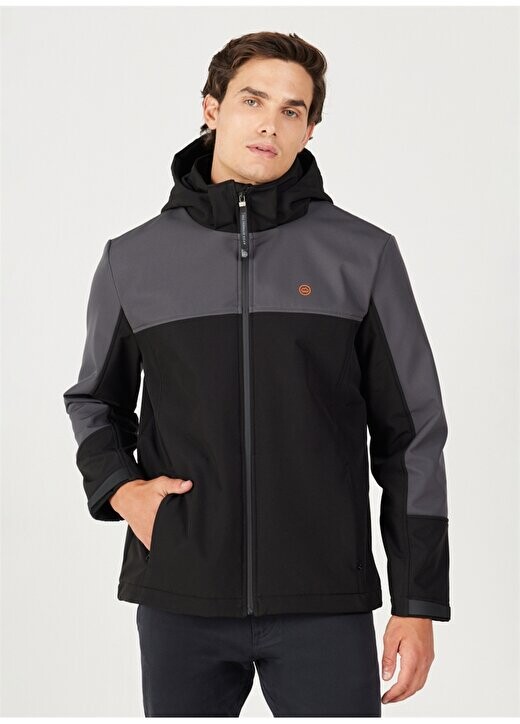 

Черная мужская куртка Regular Fit W232270001 Куртка Soft Shell Wrangler, черный