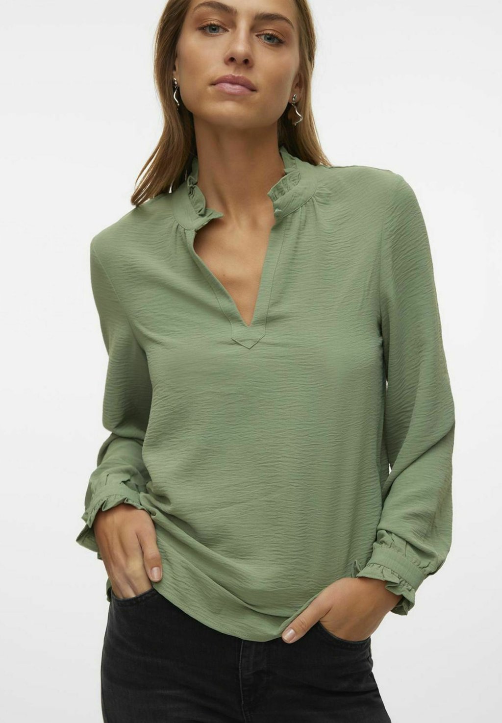 Блузка Vero Moda, зеленая изгородь блузка vero moda цвет hedge green