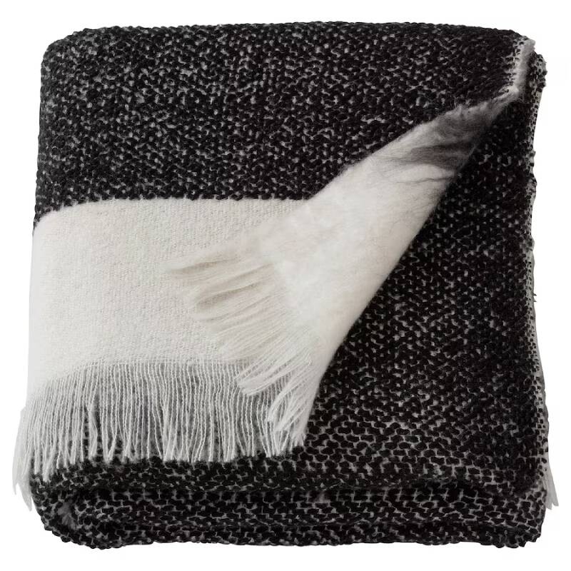 

Плед IKEA AVSKILDRA Plaid 150x200 см., черный | белый