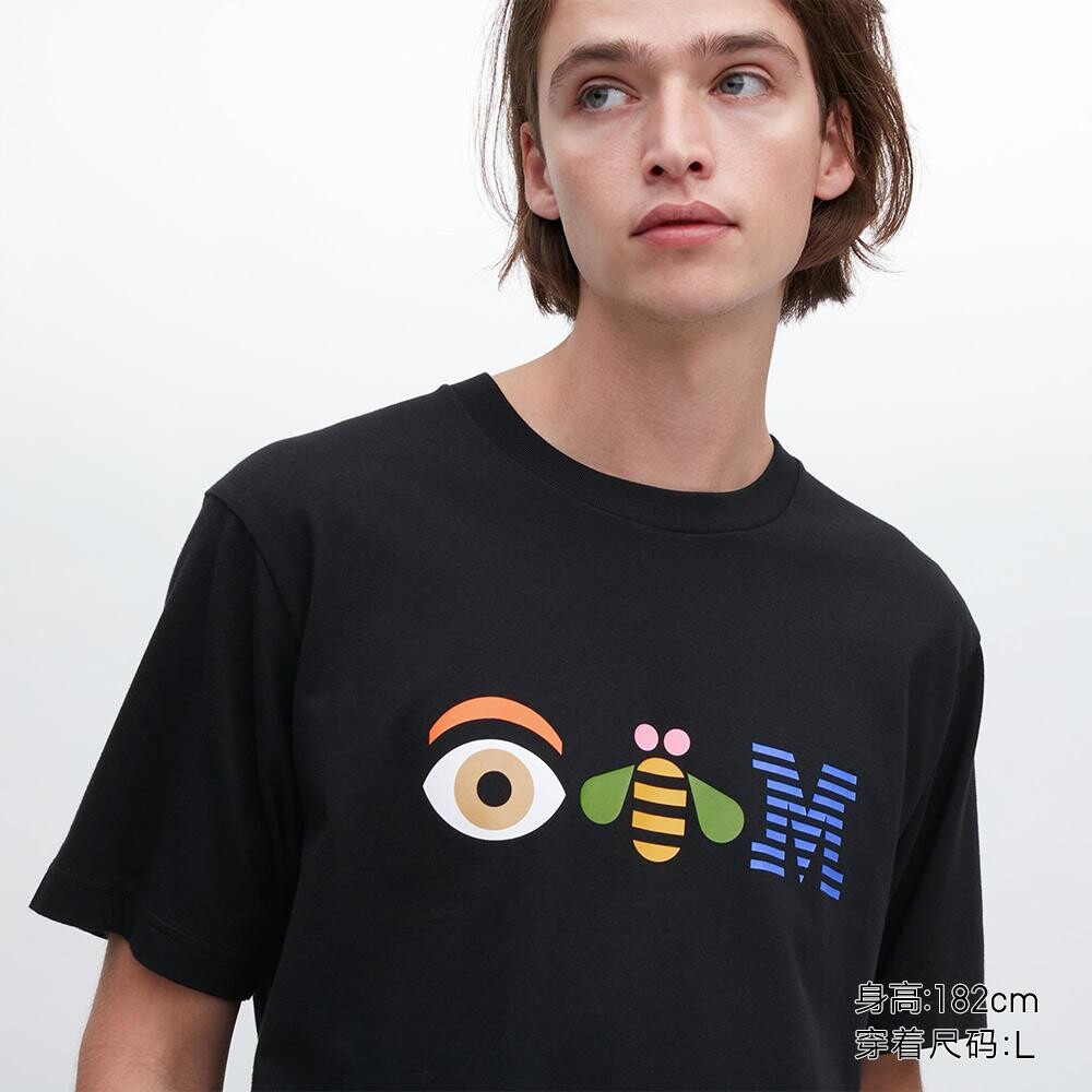 

Футболка с принтом унисекс Uniqlo, черный