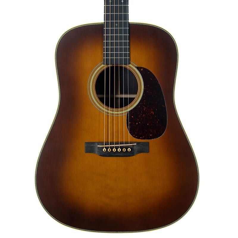 

Martin Custom Shop D-28 1937 Акустическая гитара Vintage Low Gloss с борами Stage 1 Aging и Ambertone Martin Custom Shop D-28 Low Gloss With Stage 1 Aging And Burst