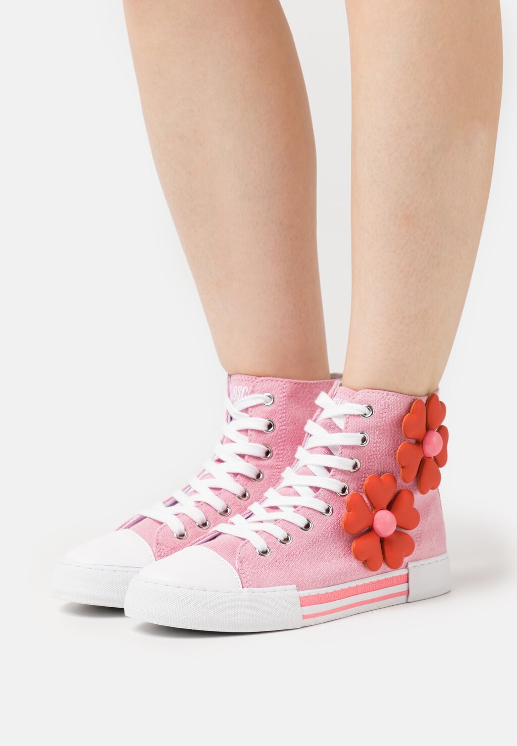 

Кеды MOSCHINO