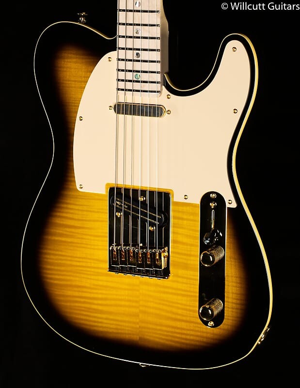 

Fender Richie Kotzen Telecaster Браун Санберст (406)