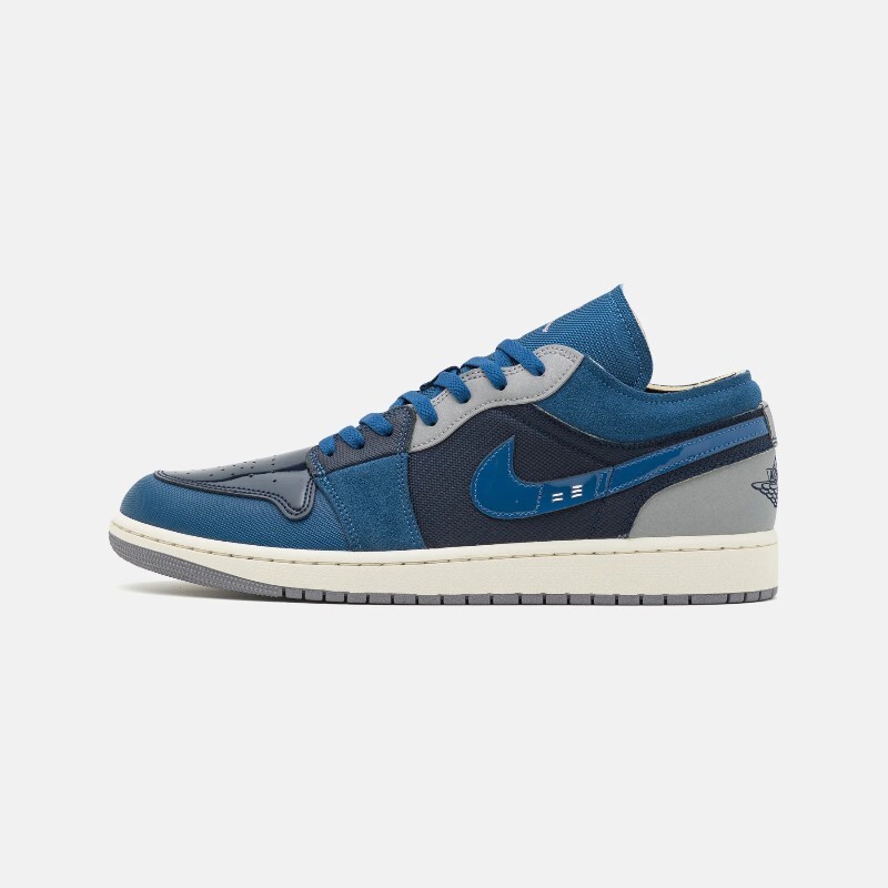 

Кеды Nike Air Jordan 1 Low Se, синий/черный/серый
